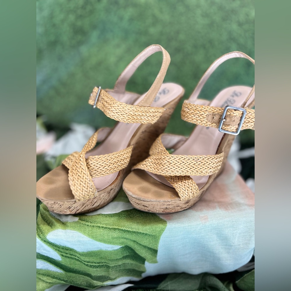 Blossom Women's Wedge Sandal